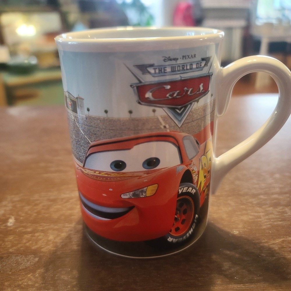 Disney Coffee Mug Cup Lightning McQueen Pixar‎ Cars 2008 `Plymouth Petty 10oz